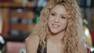 Shakira + Rovio: Love Rocks